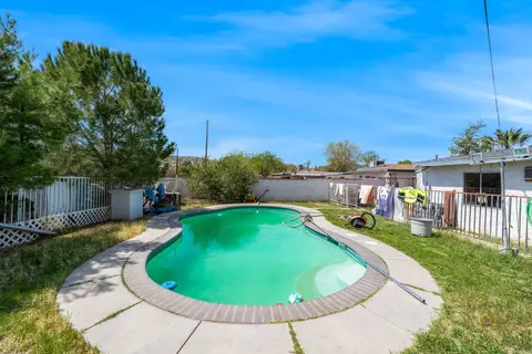 Exterior - 38934 Juniper Tree Rd, Palmdale, CA 93551 photo 13 of 15