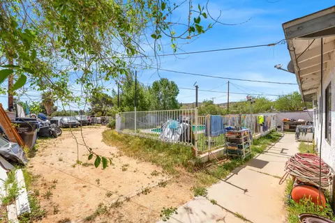 Exterior - 38934 Juniper Tree Rd, Palmdale, CA 93551 photo 15 of 15
