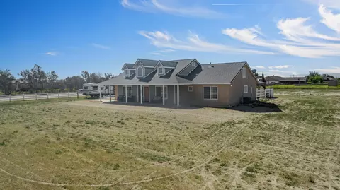 7528 Cypress Ave, Rosamond, CA 93560