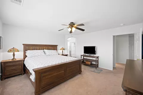 Bedroom - 43651 Sawgrass Ln, Lancaster, CA 93536 photo 4 of 9