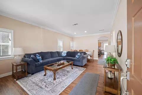 Entry Way - 43651 Sawgrass Ln, Lancaster, CA 93536 photo 1 of 3