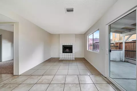 Living - 37657 19th St E, Palmdale, CA 93550 photo 5 of 7