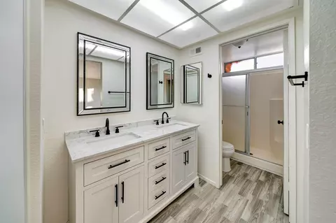 Bath - 37657 19th St E, Palmdale, CA 93550 photo 2 of 4