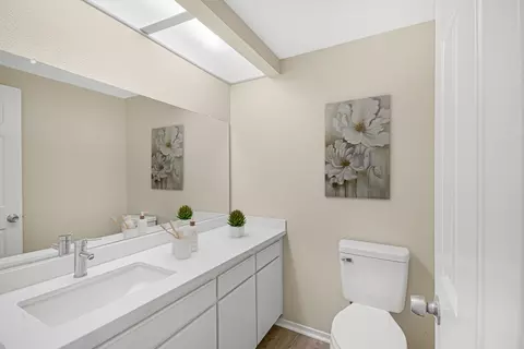Bath - 43703 Byron Dr, Lancaster, CA 93535 photo 1 of 3