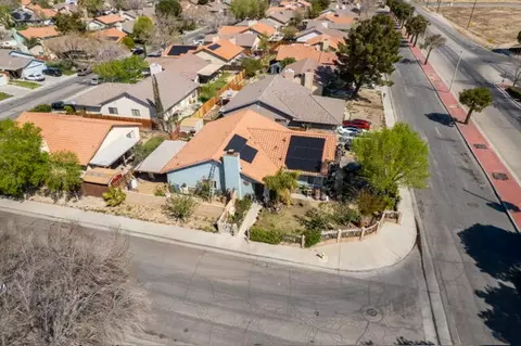 43841 30th St E, Lancaster, CA 93535