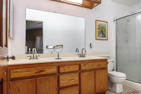 Bath - 43841 30th St E, Lancaster, CA 93535 photo 1 of 2