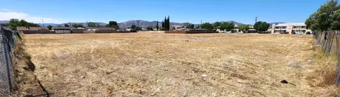 E 12th Street, Palmdale, CA 93550 photo 4