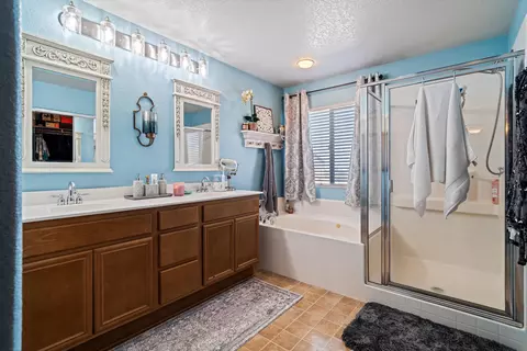 8807 Mora Ct, Lancaster, CA 93536 photo 27