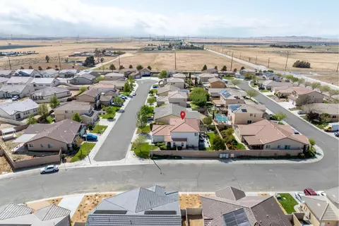 8807 Mora Ct, Lancaster, CA 93536 photo 38