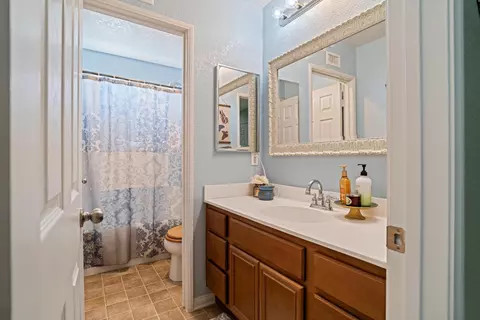 8807 Mora Ct, Lancaster, CA 93536 photo 31