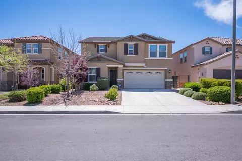 2826 Goldenrain St, Palmdale, CA 93551