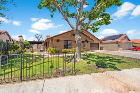 37073 Keith Ct, Palmdale, CA 93550 photo 6