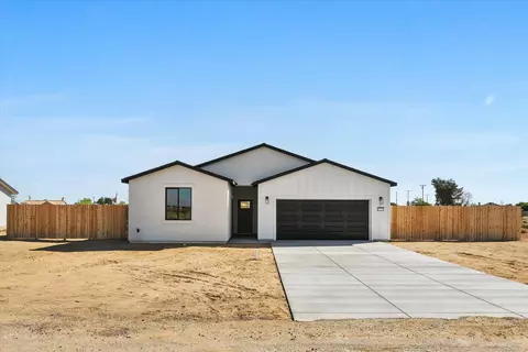 21550 Hacienda Blvd, California City, CA 93505