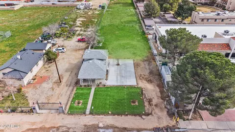 View/Area - 38652 E 9th St, Palmdale, CA 93550 photo 1 of 1
