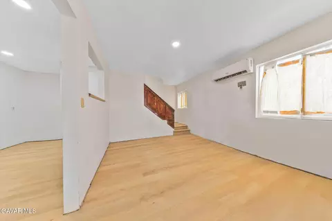 Living - 38652 E 9th St, Palmdale, CA 93550 photo 1 of 1