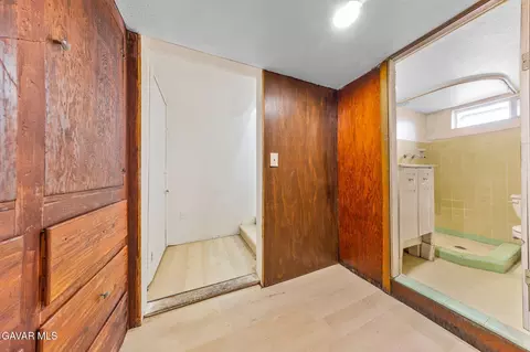 Entry Way - 38652 E 9th St, Palmdale, CA 93550 photo 3 of 3