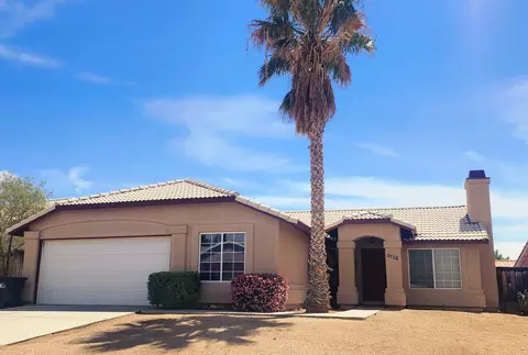 3716 Scherer Dr, Rosamond, CA 93560