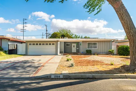 1008 Avenue J13 W, Lancaster, CA 93534
