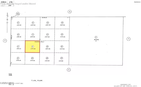 213 Th St E, Llano, CA 93544 photo 3