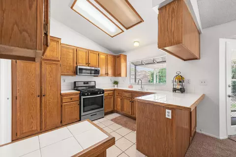 39709 Dover Dr, Palmdale, CA 93551 photo 11
