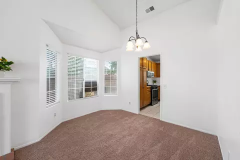 39709 Dover Dr, Palmdale, CA 93551 photo 8