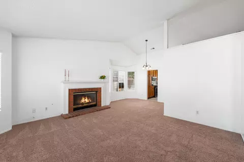 39709 Dover Dr, Palmdale, CA 93551 photo 6
