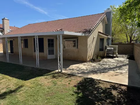 39709 Dover Dr, Palmdale, CA 93551 photo 28