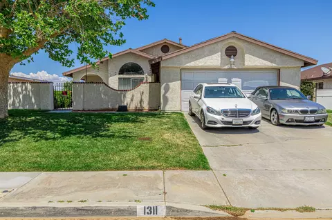 1311 Ave Q-11 E, Palmdale, CA 93550