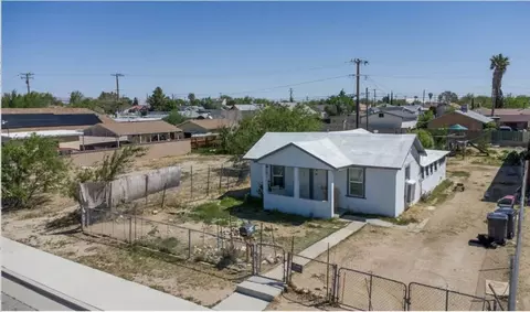 15814 L St, Mojave, CA 93501