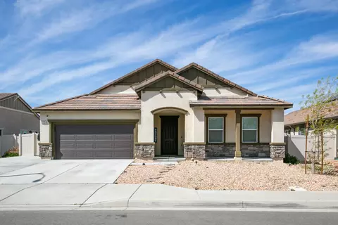 6335 Oldfield St, Lancaster, CA 93536