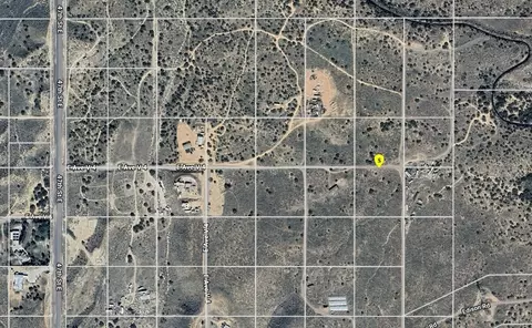 vic 47th ste street e #V3, Palmdale, CA 93550