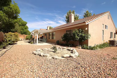 Exterior - 2749 W Lingard St, Lancaster, CA 93536 photo 9 of 9