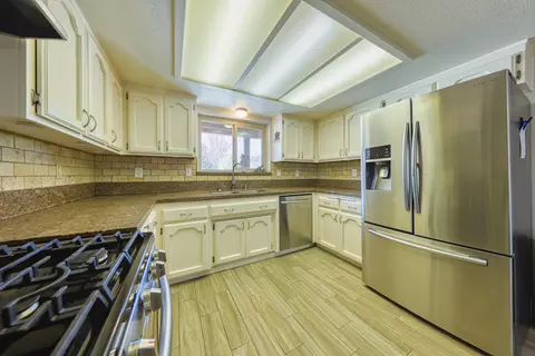 30011 Niblick Ln, Tehachapi, CA 93561 photo 7