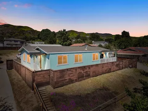 10453 Foothill Blvd #0, Sylmar, CA 91342