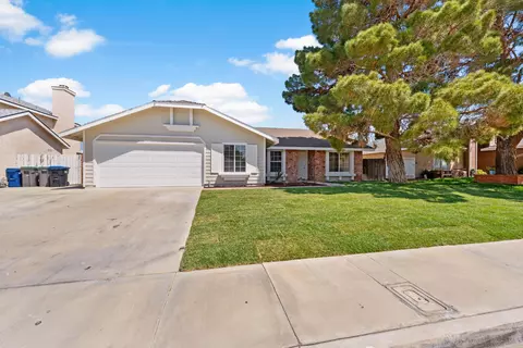 37280 37th St E, Palmdale, CA 93550 photo 4