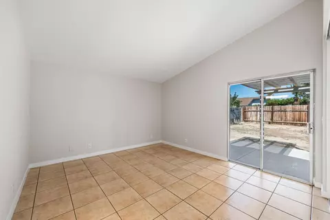 37280 37th St E, Palmdale, CA 93550 photo 18