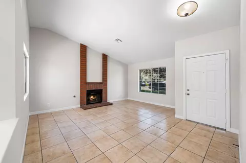 37280 37th St E, Palmdale, CA 93550 photo 7