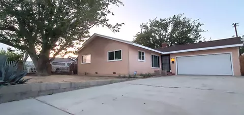 245 Avenue Q4 E, Palmdale, CA 93550