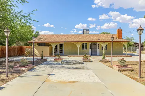 3149 Avenue S S, Palmdale, CA 93550