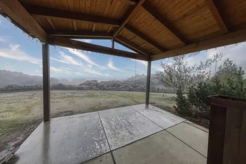 Exterior - 24281 Jacaranda Dr, Tehachapi, CA 93561 photo 11 of 13
