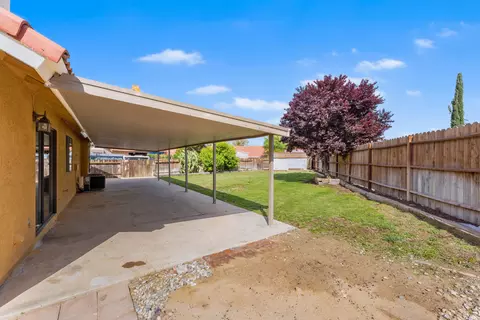 1154 Angela Ct E, Lancaster, CA 93535 photo 29