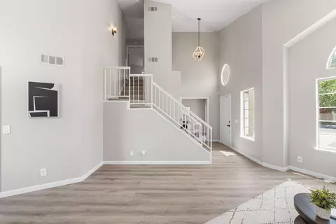 Entry Way - 44615 17th St E, Lancaster, CA 93535 photo 2 of 5