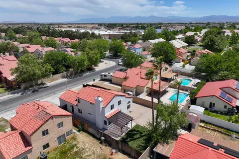 View/Area - 44615 17th St E, Lancaster, CA 93535 photo 5 of 5