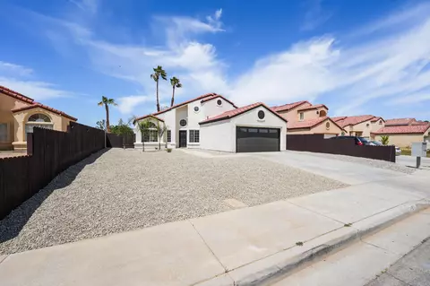 Exterior - 44615 17th St E, Lancaster, CA 93535 photo 15 of 15