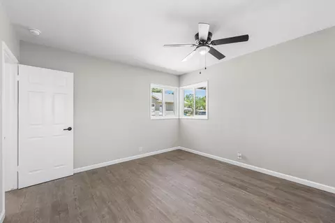 Bedroom - 1309 Ivyton St W, Lancaster, CA 93534 photo 5 of 7