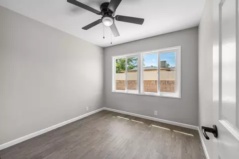 Bedroom - 1309 Ivyton St W, Lancaster, CA 93534 photo 6 of 7