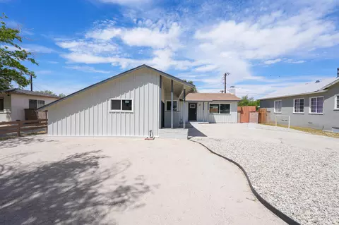 Exterior - 1309 Ivyton St W, Lancaster, CA 93534 photo 21 of 22