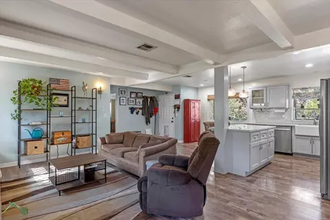 Other - 21309 Hacienda Dr, Tehachapi, CA 93561 photo 3 of 6
