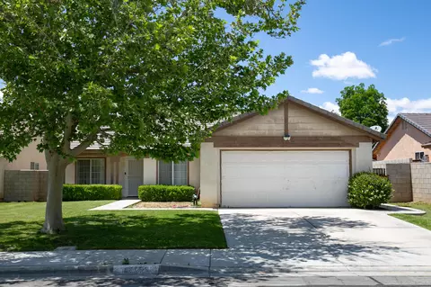 45451 Pickford Ave, Lancaster, CA 93534