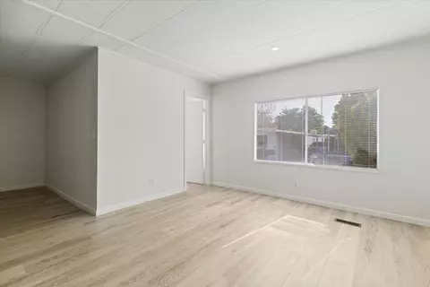 43850 20th St E # 60, Lancaster, CA 93535 photo 5